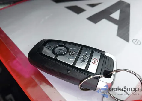 2022 Ford F-150 Lariat из США, поврежденный, VIN 1FTFW1E8XNFB42082